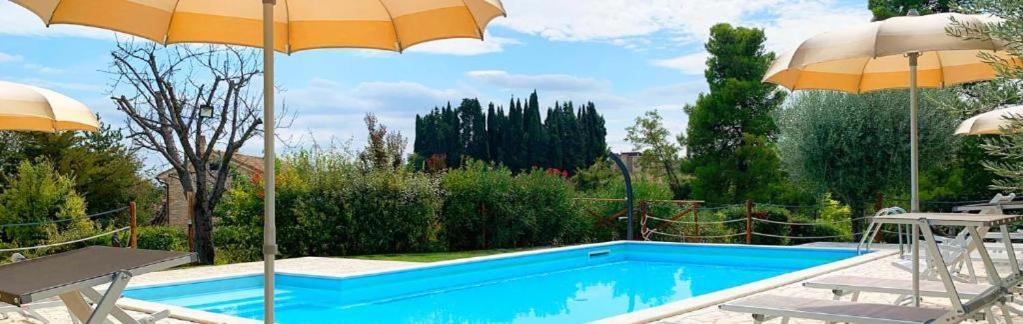 La Collina Apartment Monsampietro Morico Luaran gambar